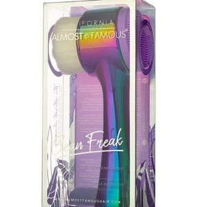 New! Almost Famous Face Scrubber 2-in-1 Travel Exfoliator Brush, Eco-Friendly